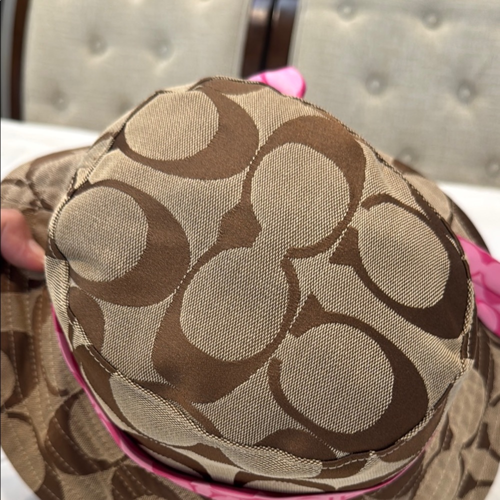 Authentic Coach Pink Patterned Hat - Picture 5 of 10